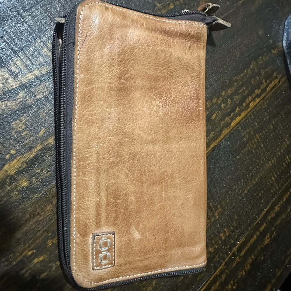 Bed stu zip around wallet